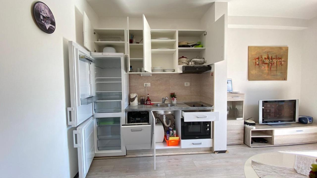 Karina Apartment بودفا المظهر الخارجي الصورة